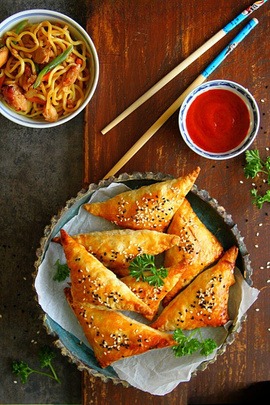 Frzn Noodle Samosa 25g, 12 Nos Per PKt