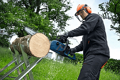 Bosch GKE 18V-40 Cordless Chain Saw | 18V Battery Powered | Heavy Duty Wood Cutting Machine