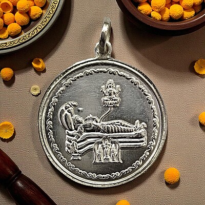 Sree Padmanabha Swamy Locket in Pure Silver | Double-Sided Divine Pendant Sree Padmanabha Swamy Locket in Pure Silver | Double-Sided Divine Pendant
