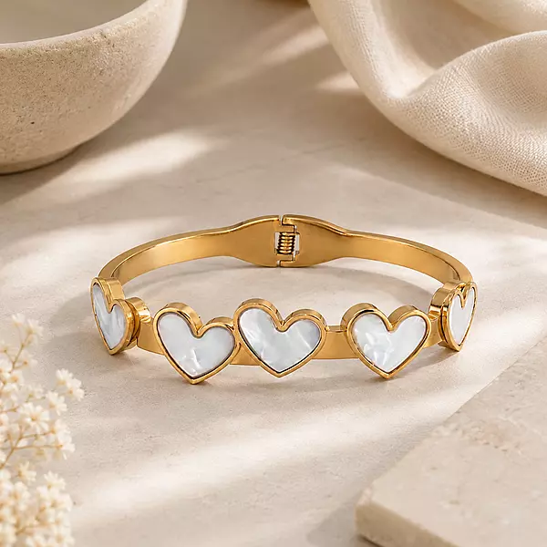Amora Five-Heart Pearl-Effect Gold-Tone Bracelet