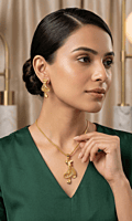 18 kt Gold Sculpted Ribbon & Mesh Pendant Set