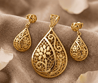 18 kt Gold Filigree Flora Teardrop Pendant Set