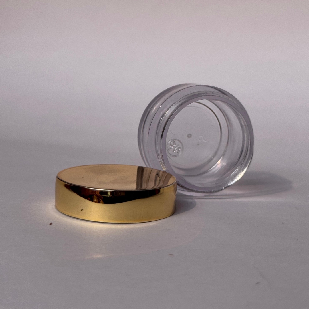 Acrylic San Jar + White Wad + Gold Cap - 5g Acrylic San Jar + White Wad + Gold Cap - 5g