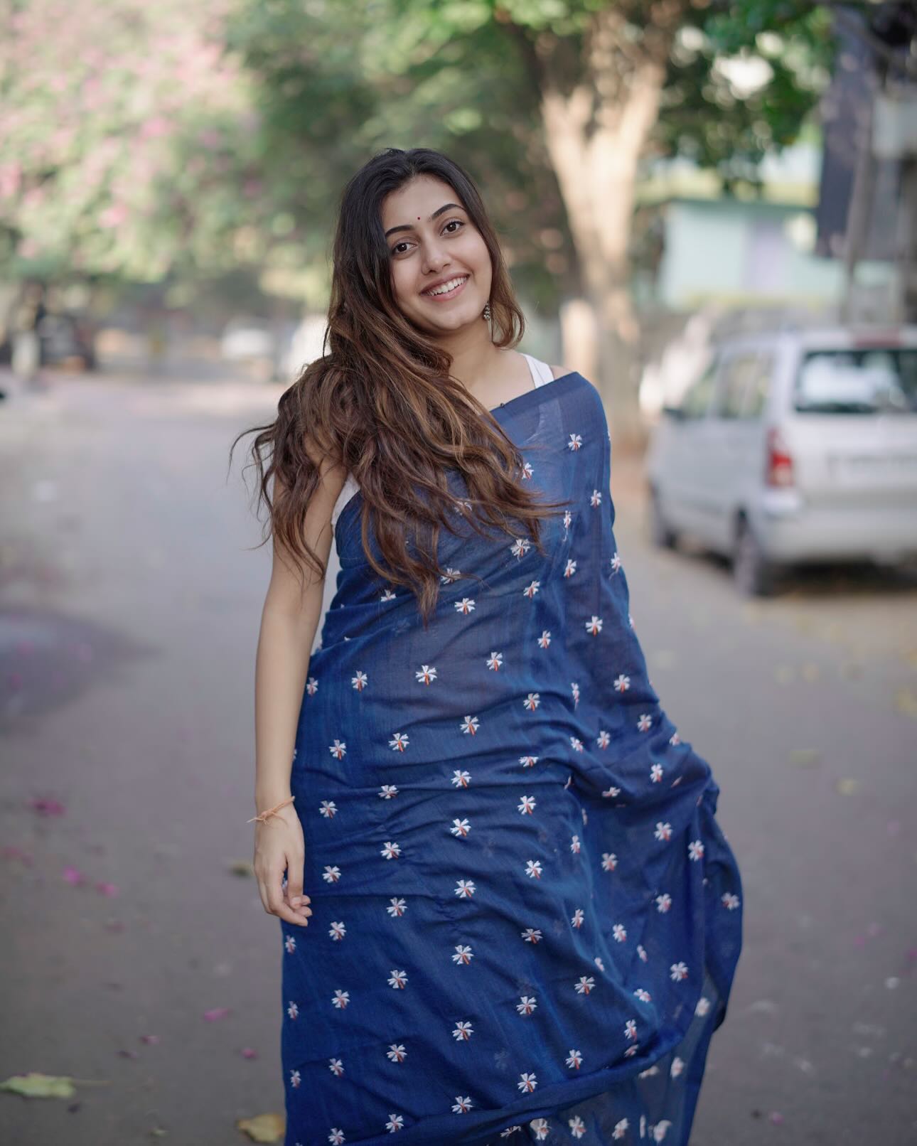 Larisha - लारिशा ( Khadi cotton sarees )