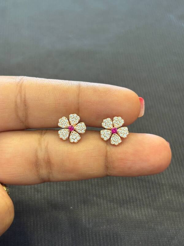 silver flower pink stud with rosegold finesh