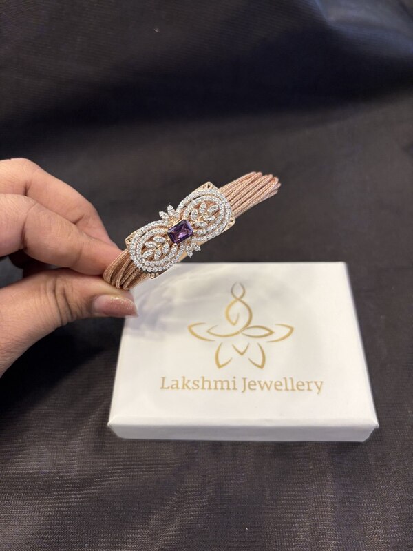 Silver white with violet rosegold cuff