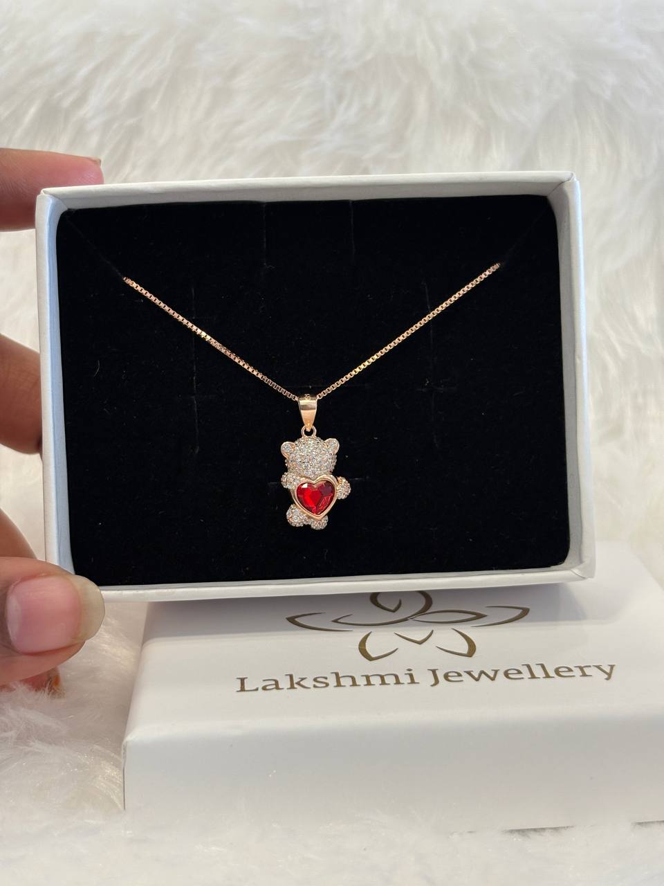 Silver teddy chain with rosegold finish