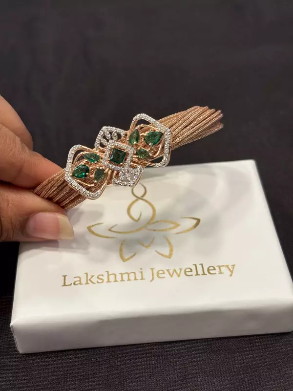 Silver seven green magnetic cuff with rosegold finish