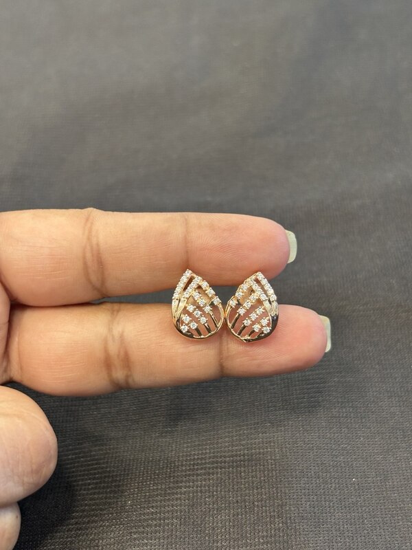 Silver tora stud coated with rosegold finish