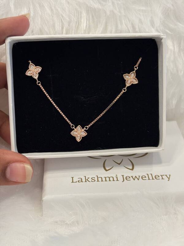 Silver reversible chain with rosegold finish