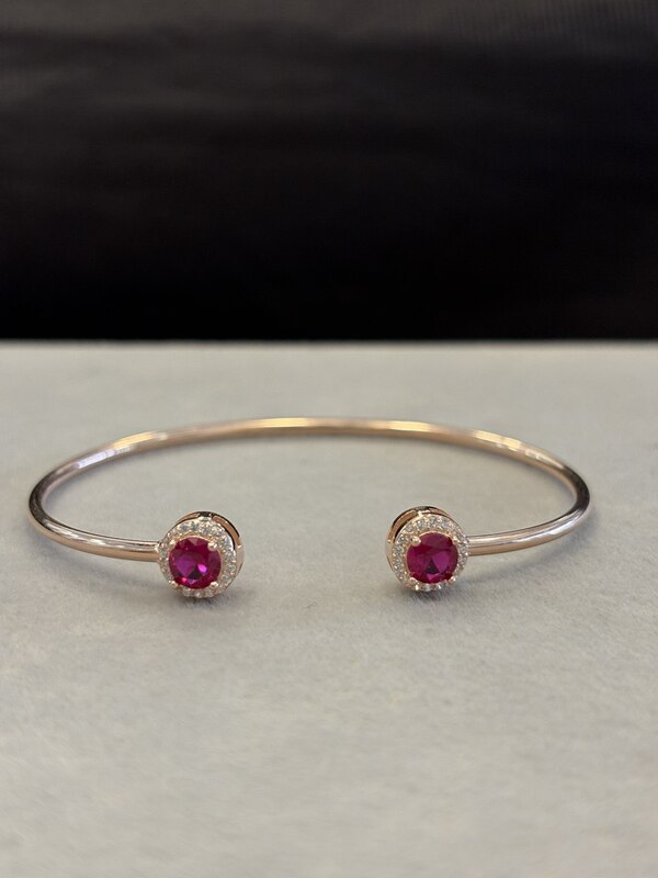 Silver varnika with rosegold finish