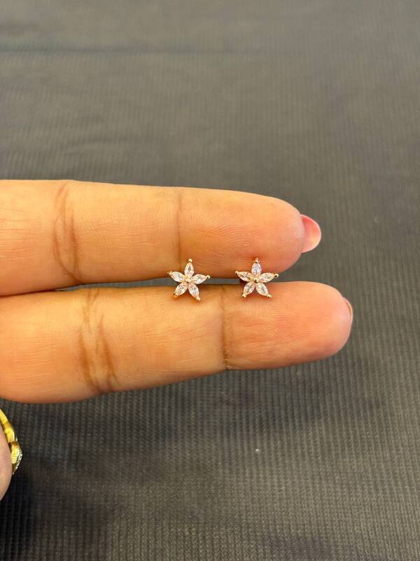 Silver pink flower1 second stud with rosegold finish