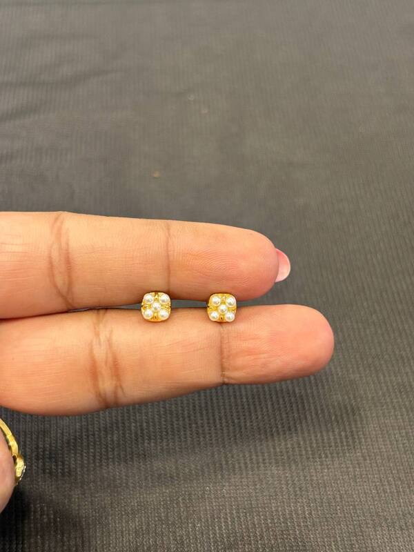 Silver square pearl second stud with gold finish