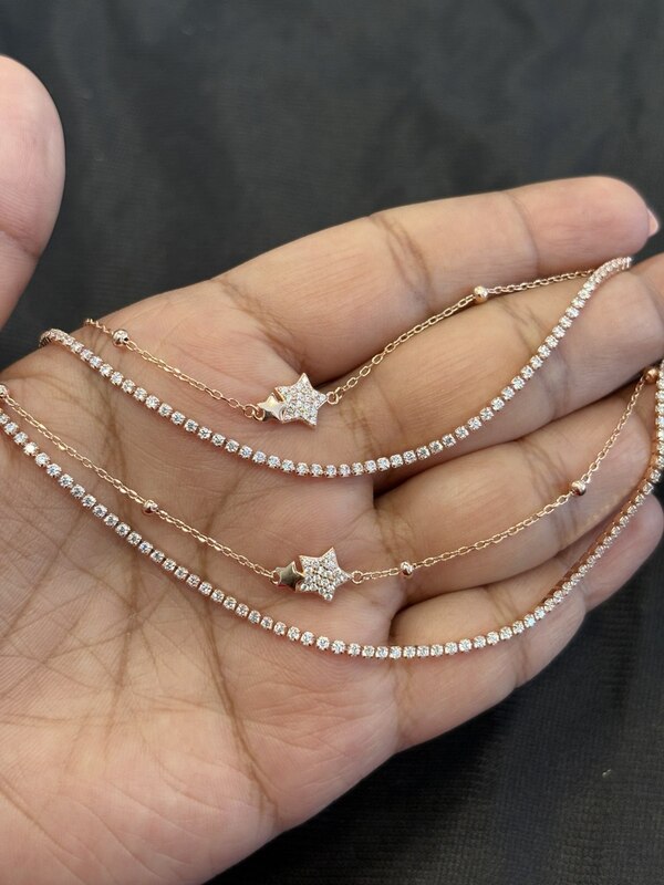 Silver star chain with rosegold finish