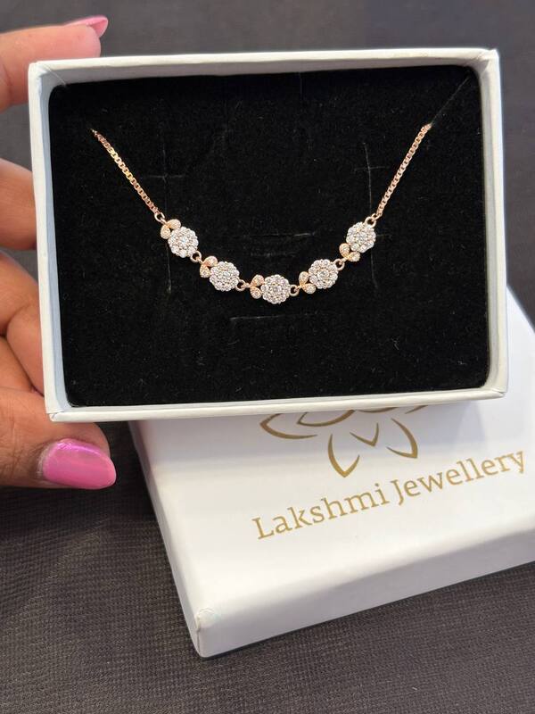 Silver round bracelet with rosegold finish