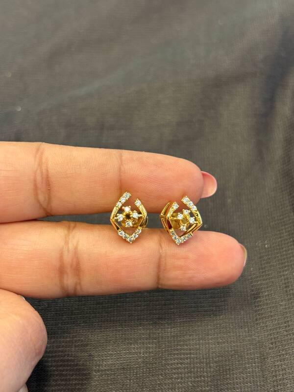 Silver prism stud with gold finish