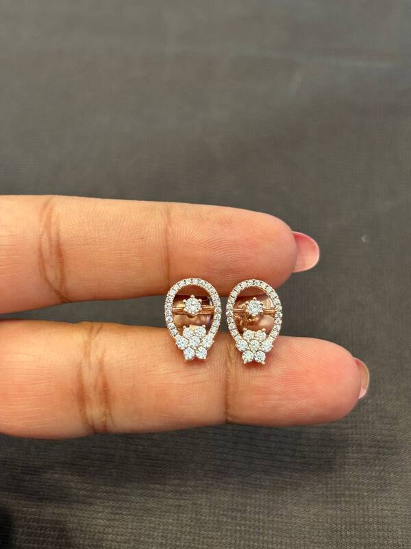 Silver pirai stud with rosegld finish