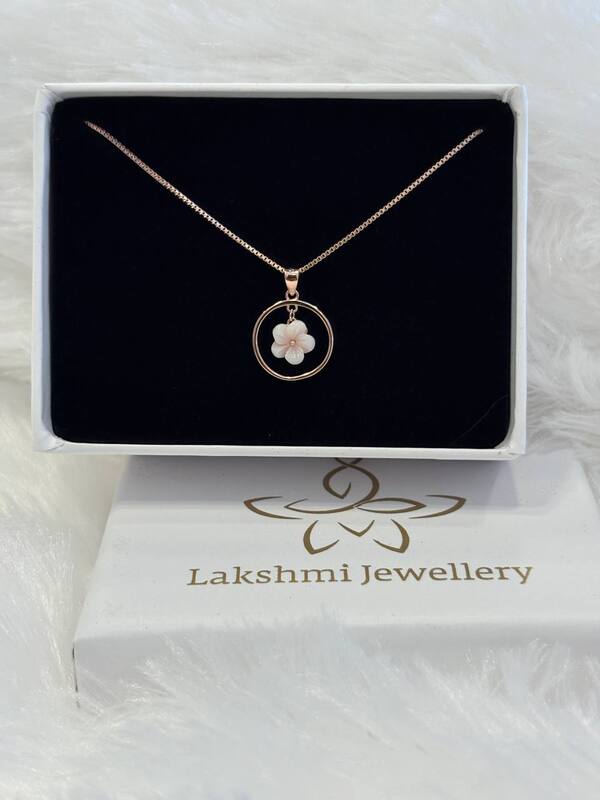 Silver tamira chain with rosegold finish