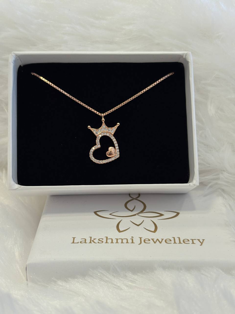 Sliver loyal heart chain with rosegold finish