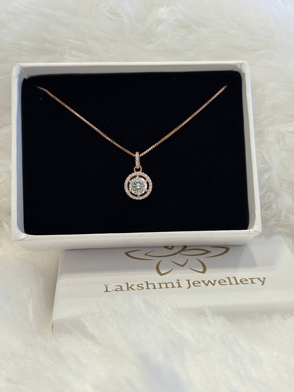 Silver shiny chain with rosegold finish