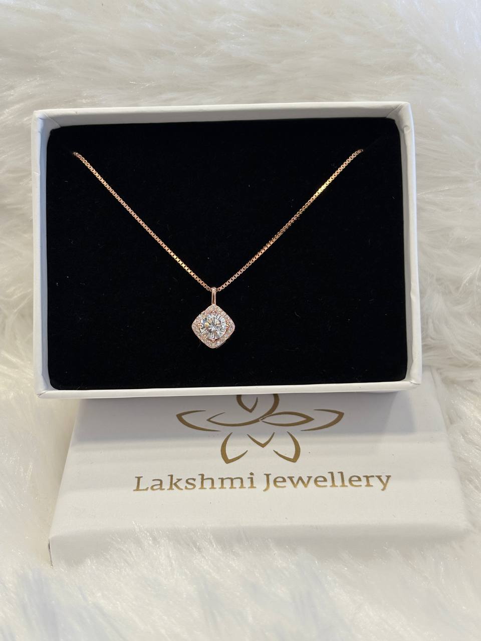 Silver square chain with rosegold finish