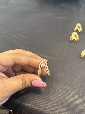 Sliver traditional vangi ring with gold finish