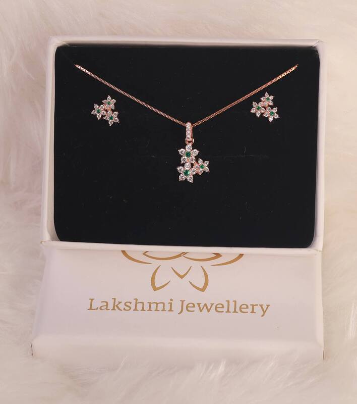 Silver sempon green pedant set with rosegold finish