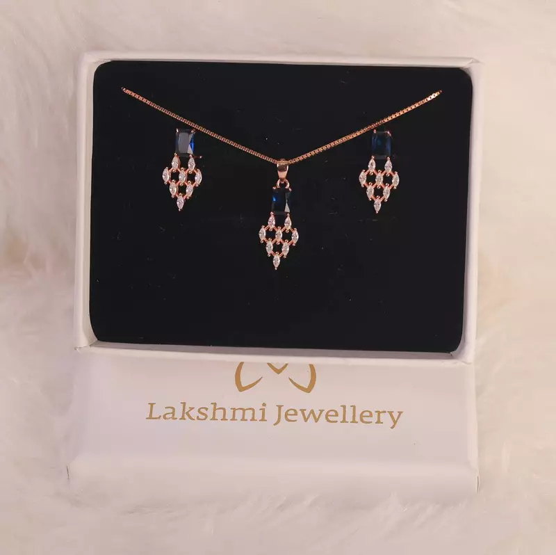 Silver malar blue pendant set with rosegold finish