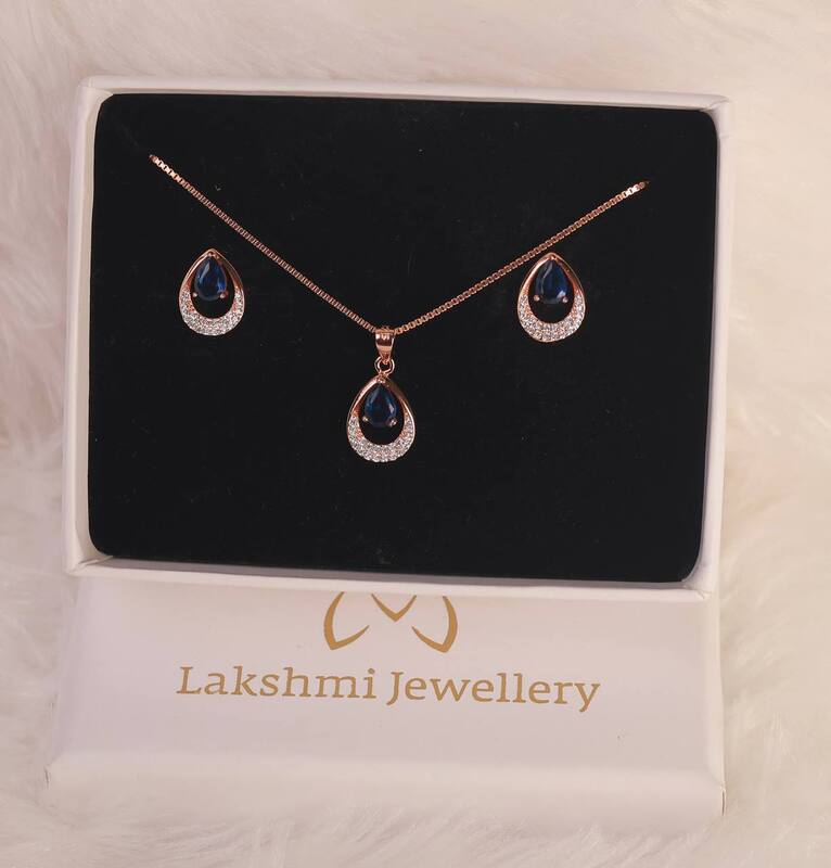 Silver blue thuli pendant set with rosegold finish