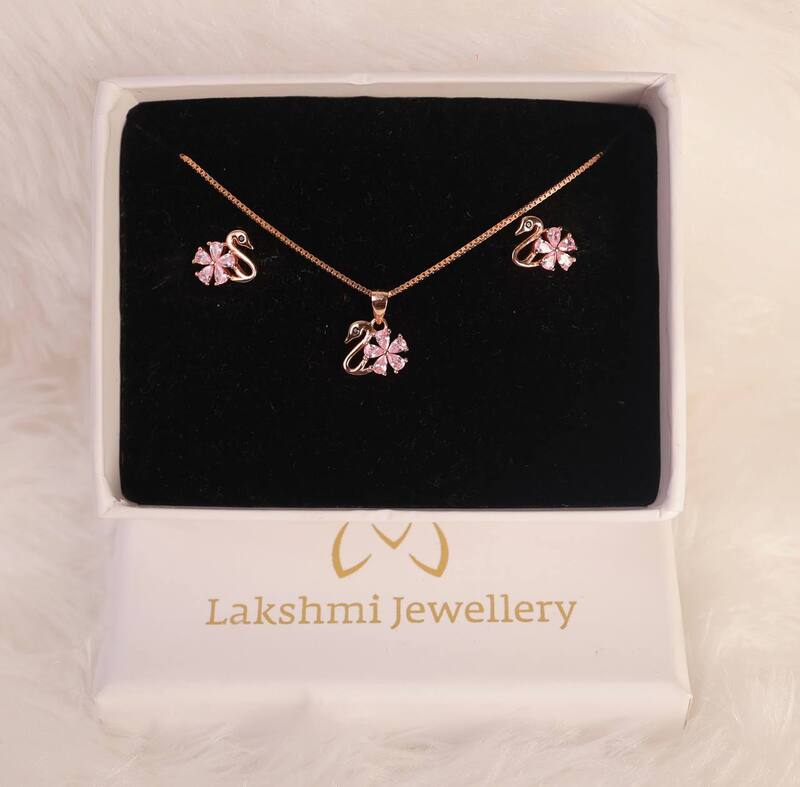 Silver annam pink pendant set with rosegold finish