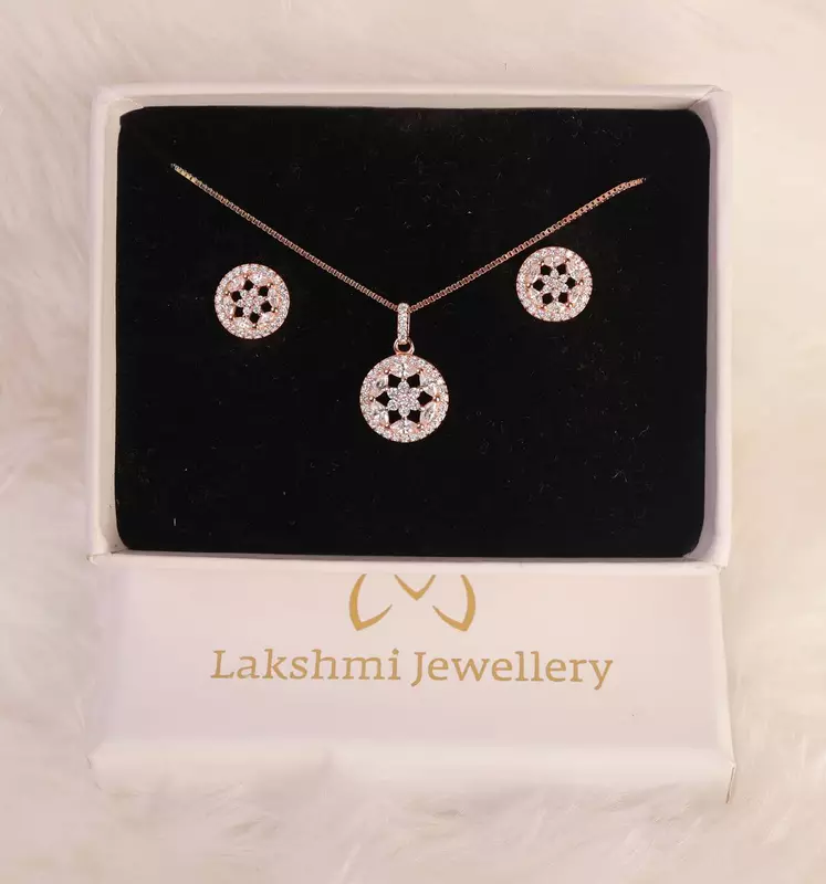 Silver white chakra pendant set rosegold finish