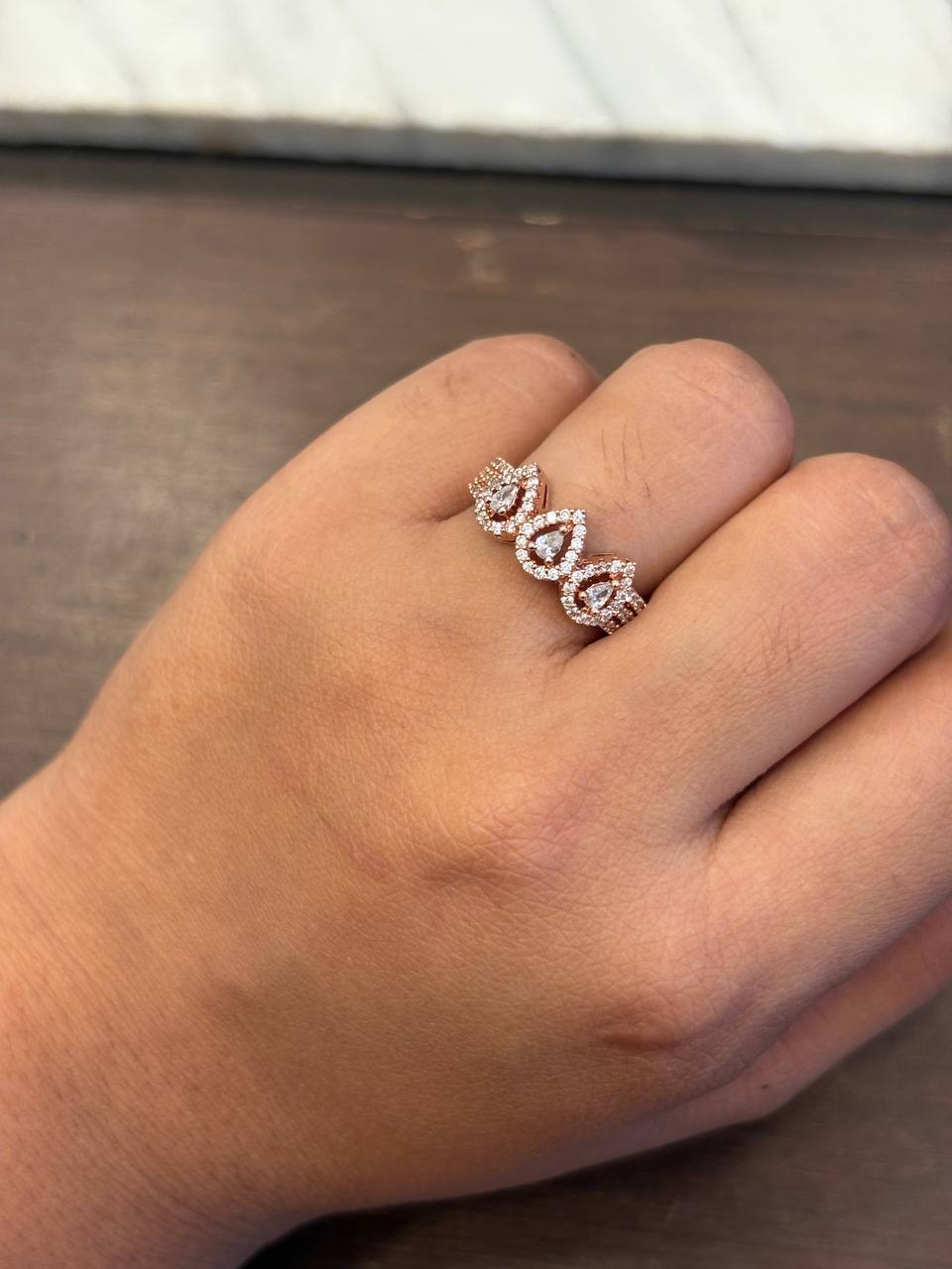 Silver crown adjustable ring with rosegodl finish