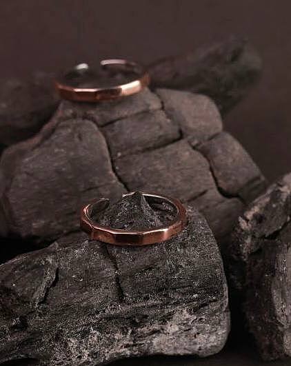 Silver maha toe ring with rosegold finish