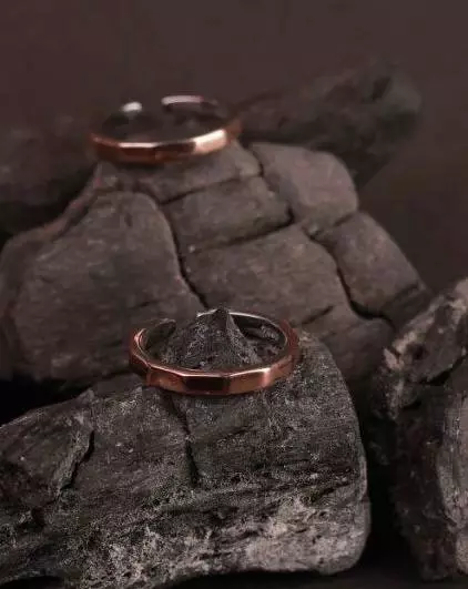Silver maha toe ring with rosegold finish