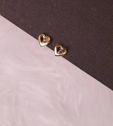 Silver hearty second stud with gold finish