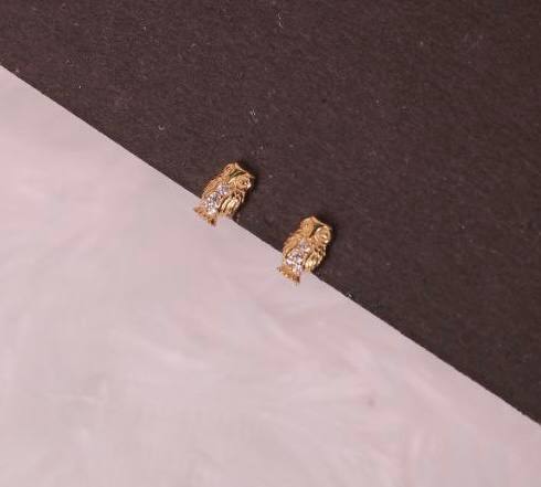 Silver owl1 second stud with gold finish