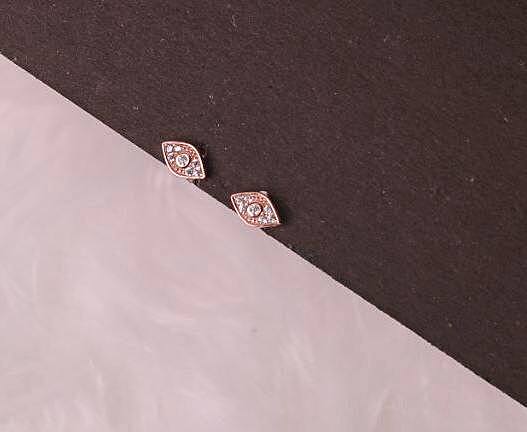 Silver eye1 second stud with rosegold finish