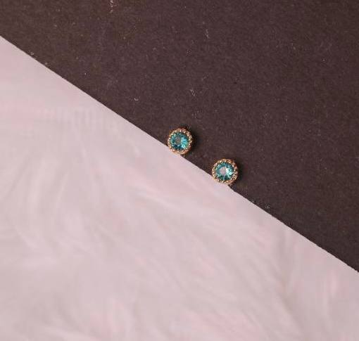 Silver varnika blue second stud with rosegold finish
