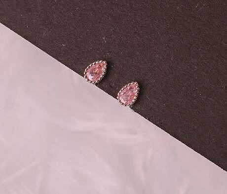 Silver pink drop second stud with rosegold finish
