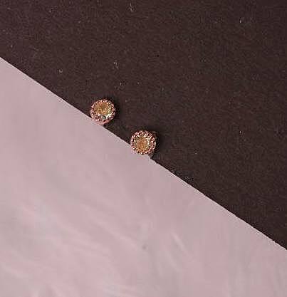 Silver yellow round second stud with rosegold finish