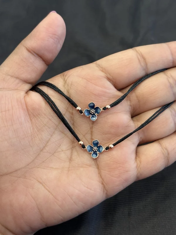 Silver flower rope anklet with rosegold finish