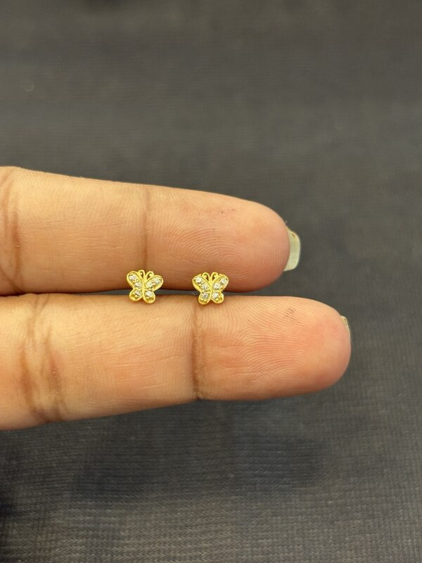 Butterfly white 9 carat gold stud