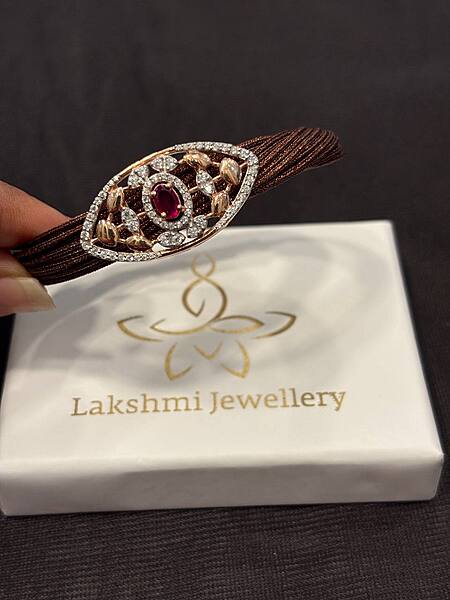 Silver eye magnetic cuff with rosegold finish