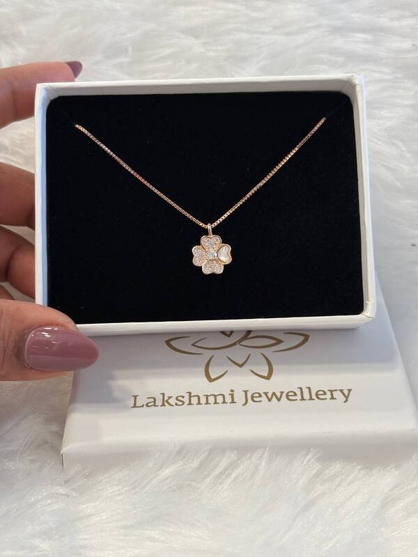 Silve malar pendant chain with rosegold finish