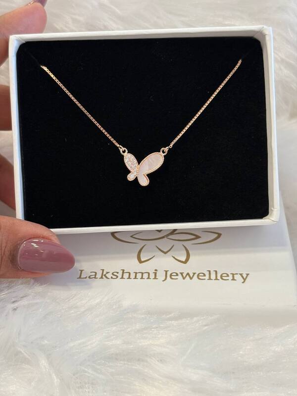 Silver nethra pendant chain with rosegold finish