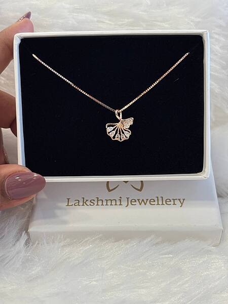 Silver sippi pendant chain with rosegold finish