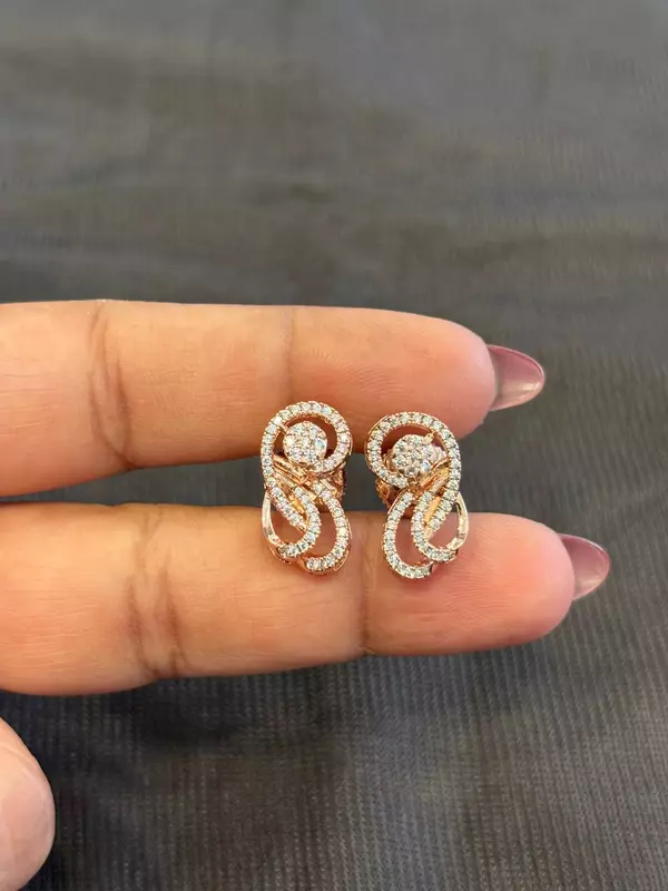 Silver flower twisted stud with rosegold finish