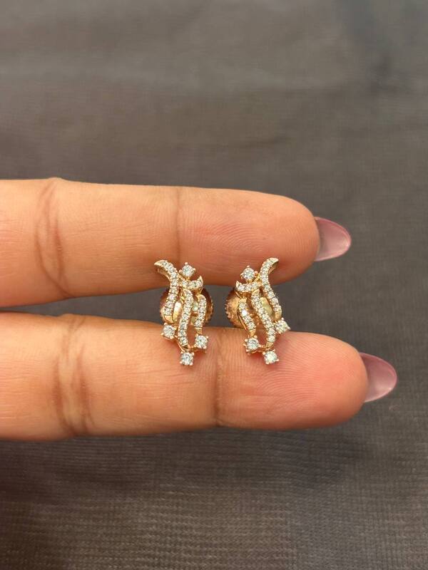 Silver anjali stud with gold finish