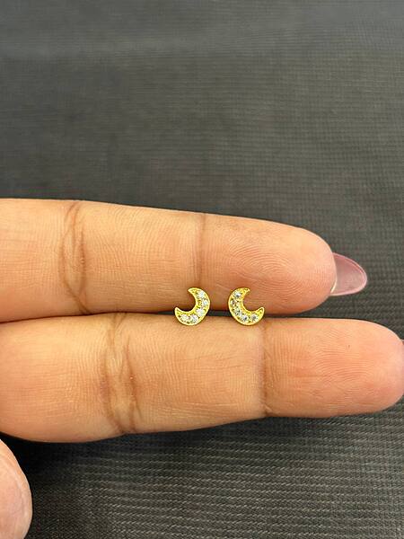 Silver vennila 9 carat stud