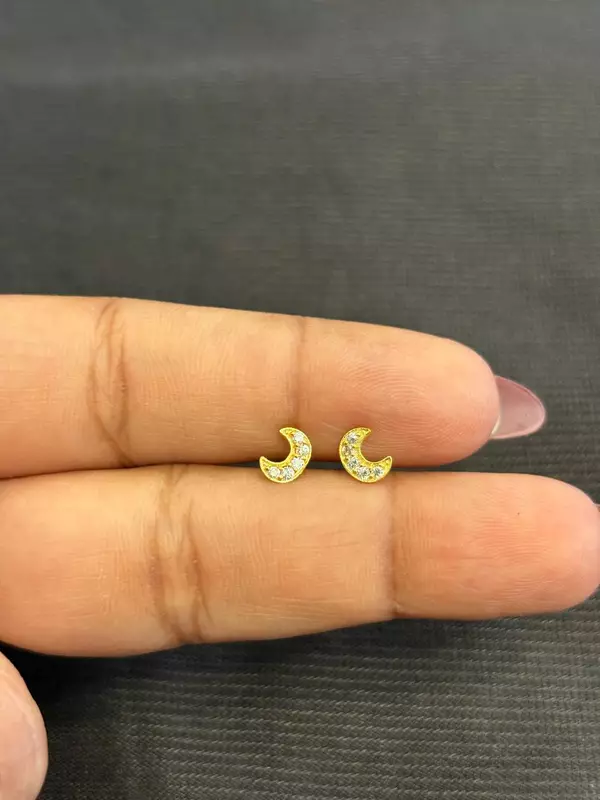 Silver vennila 9 carat stud